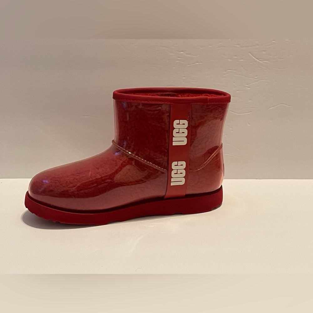 USED UGG CLASSIC CLEAR MINI SAMBA RED WATERPROOF BOOT Sz US Kids